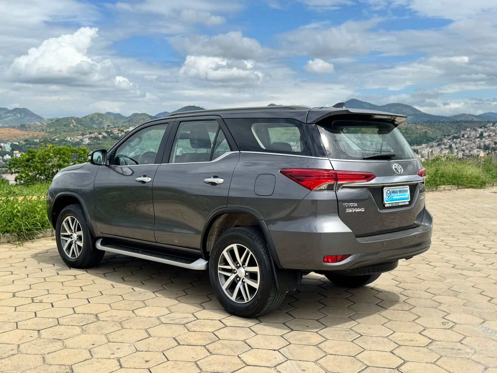 SW4 SRX 7 LUGARES 